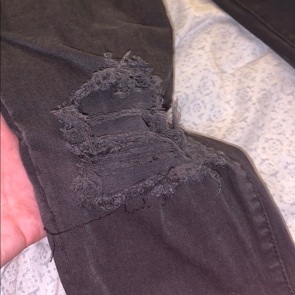 American Eagle Jeans - Picture 2 of 4